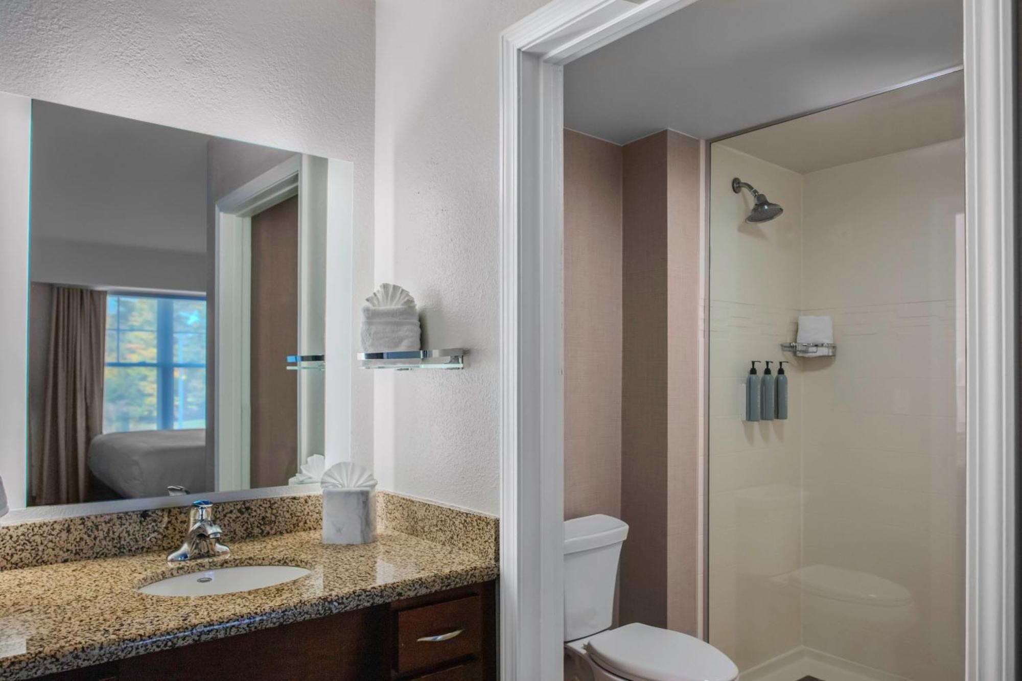 Residence Inn By Marriott Yonkers Westchester County Экстерьер фото